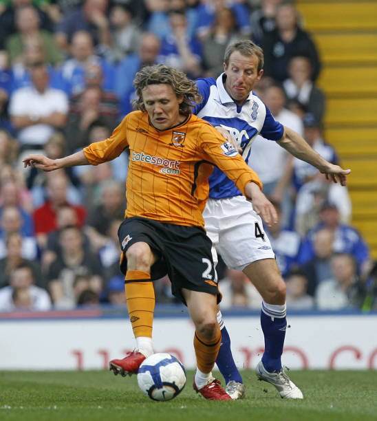 而本文将挖 而本文将挖